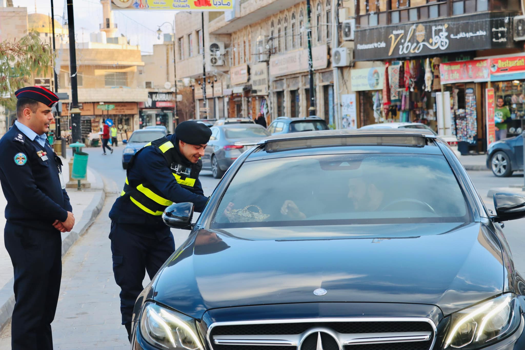 Madar Al-Saa Images 0.3820946464488155