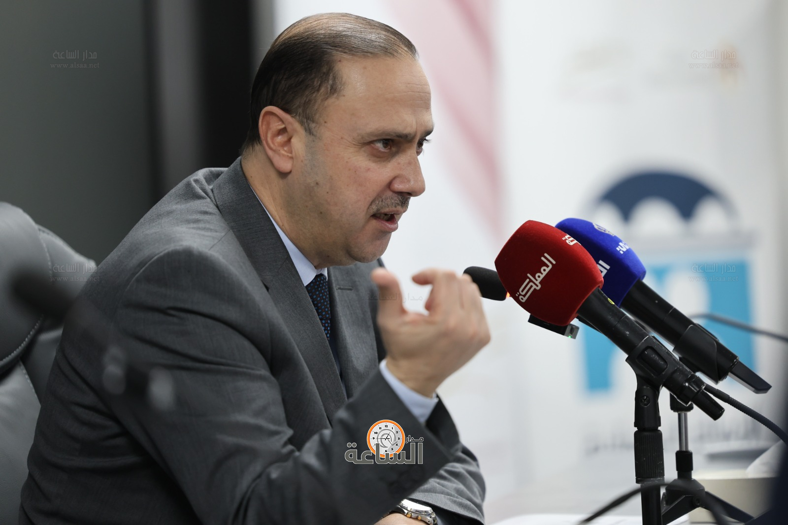 Madar Al-Saa Images 0.6416338935524499