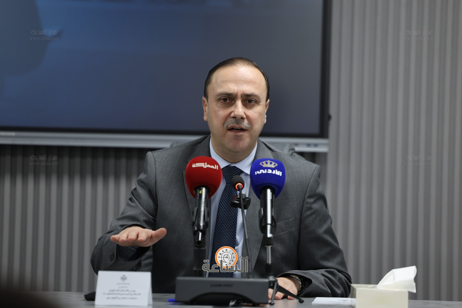 Madar Al-Saa Images 0.9730637905817803