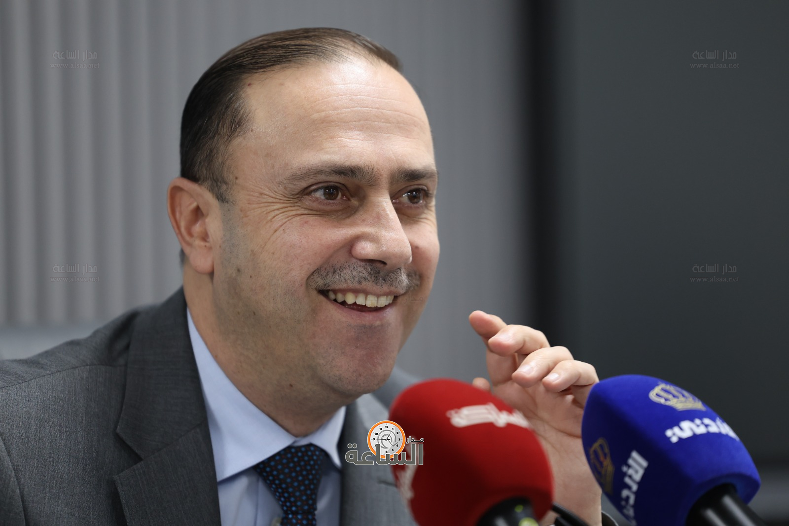 Madar Al-Saa Images 0.5215323270876324