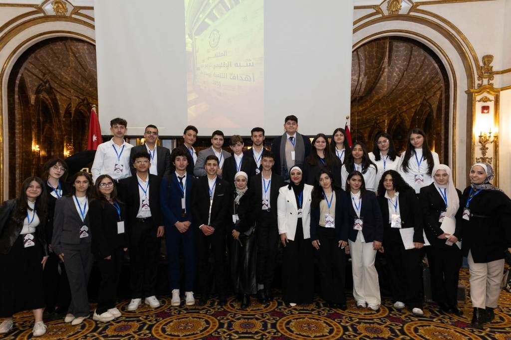 Madar Al-Saa Images 0.23897140692876895