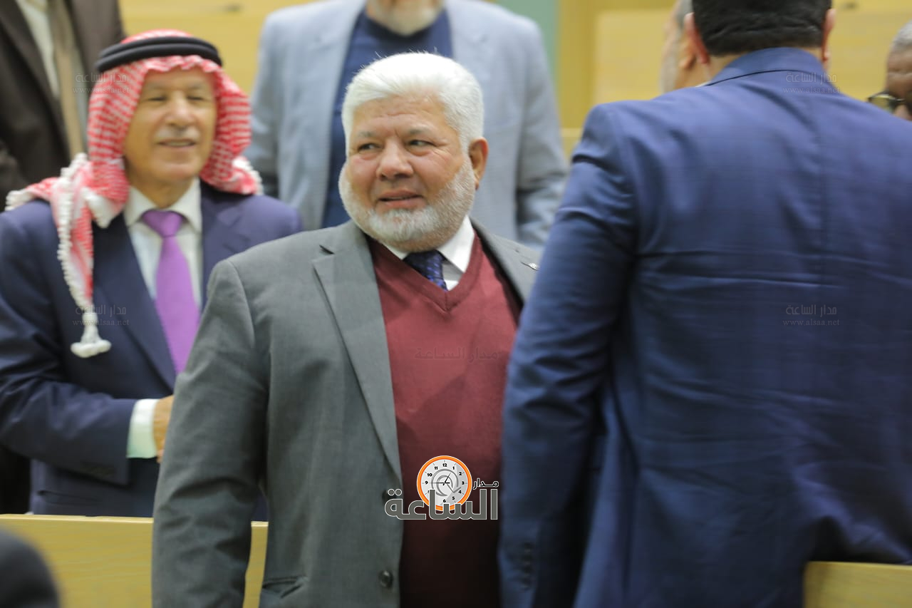 Madar Al-Saa Images 0.03923617806746216