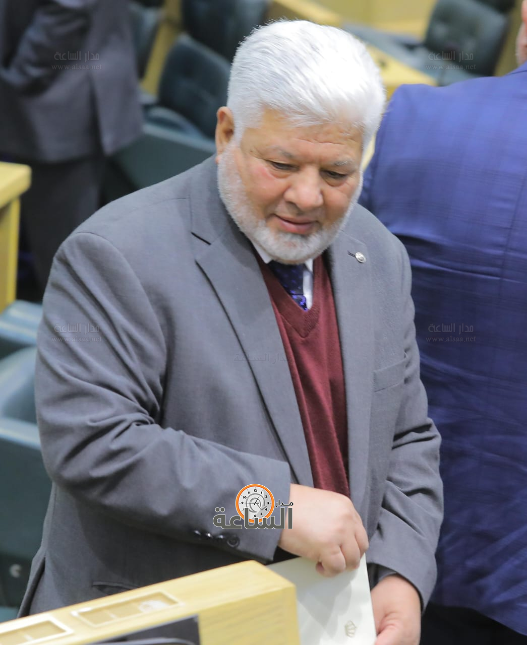 Madar Al-Saa Images 0.4989561055252272