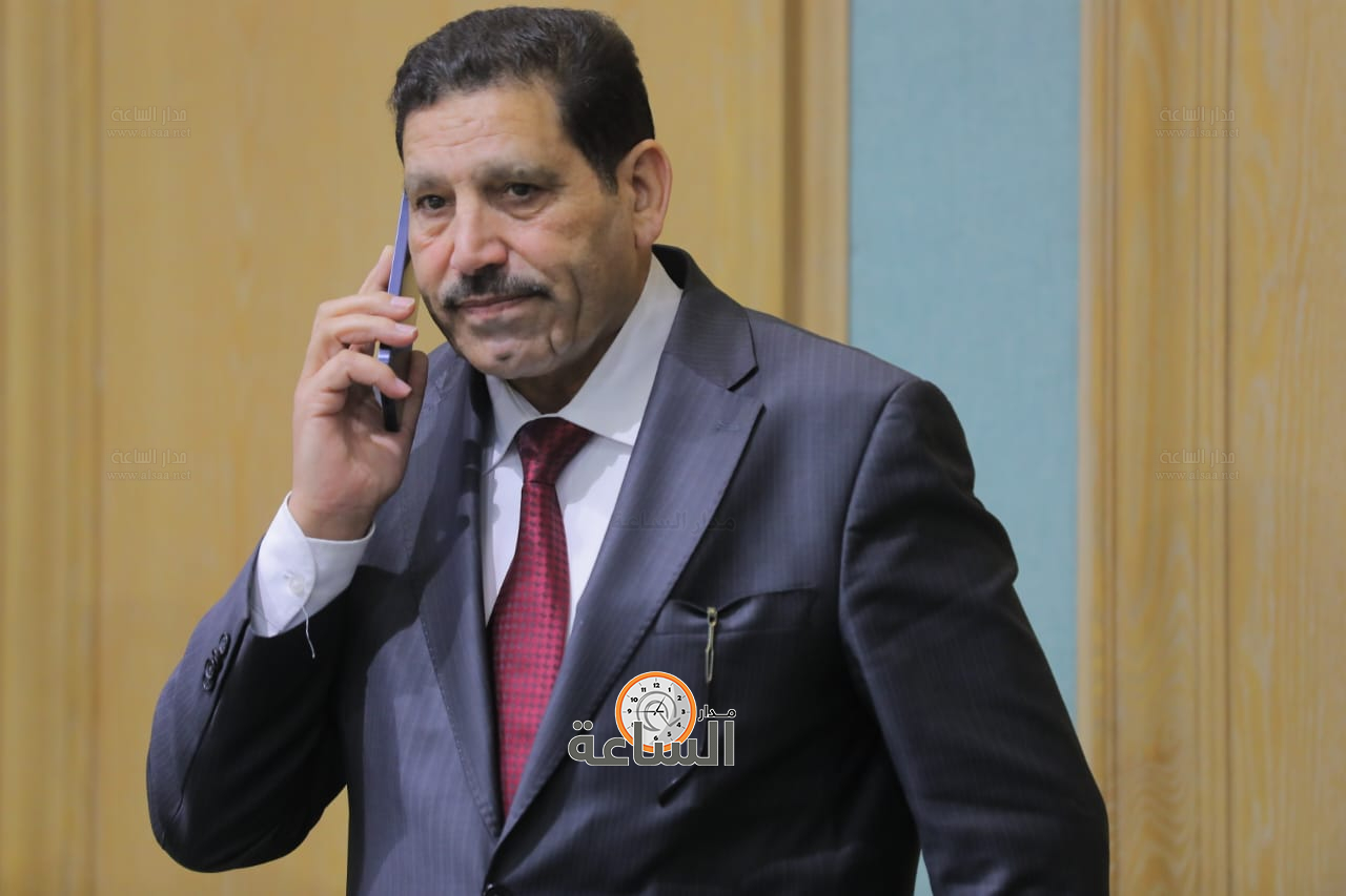 Madar Al-Saa Images 0.8679402847456952