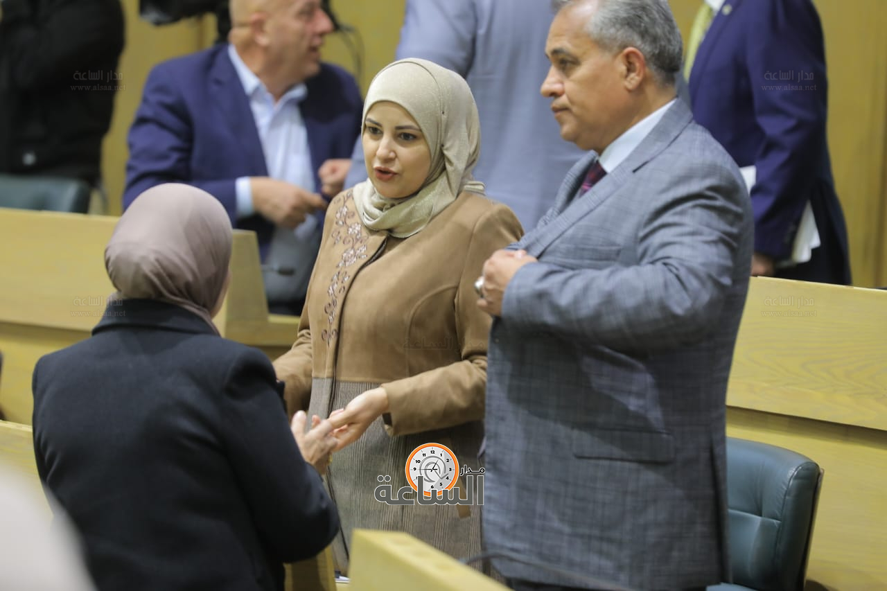 Madar Al-Saa Images 0.10561135328289306