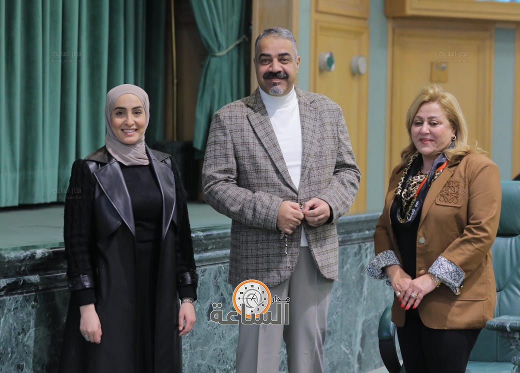 Madar Al-Saa Images 0.2990360544462438