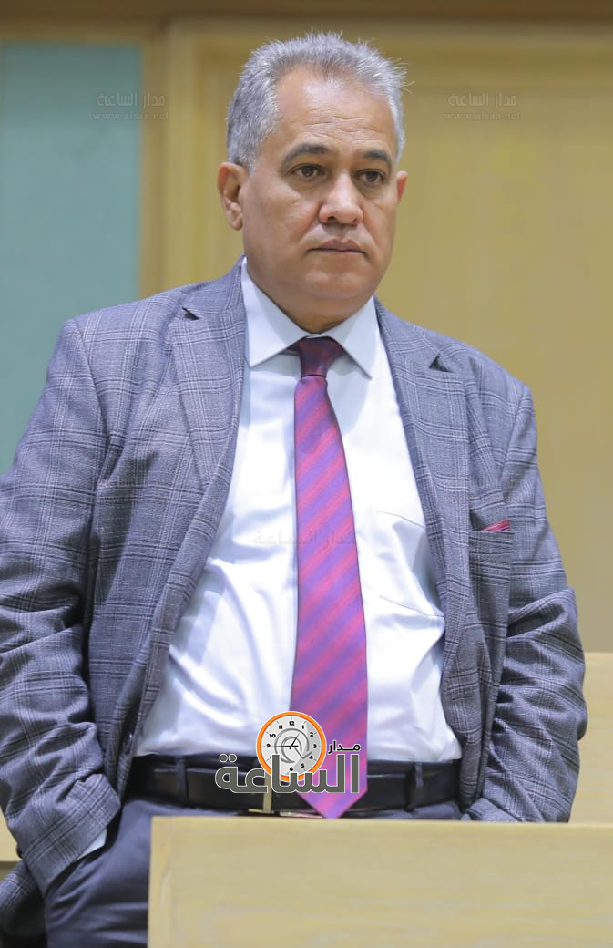 Madar Al-Saa Images 0.48488904834159285