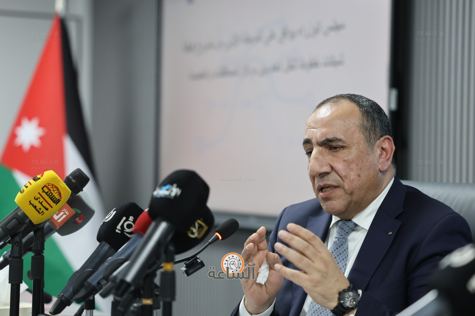 Madar Al-Saa Images 0.8155337510360641