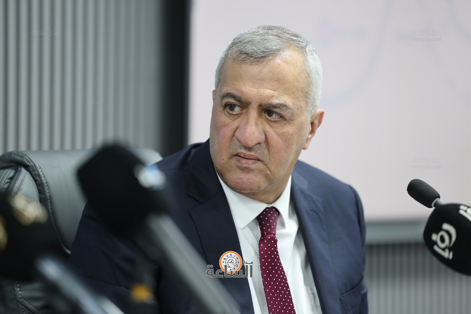 Madar Al-Saa Images 0.459107956127498