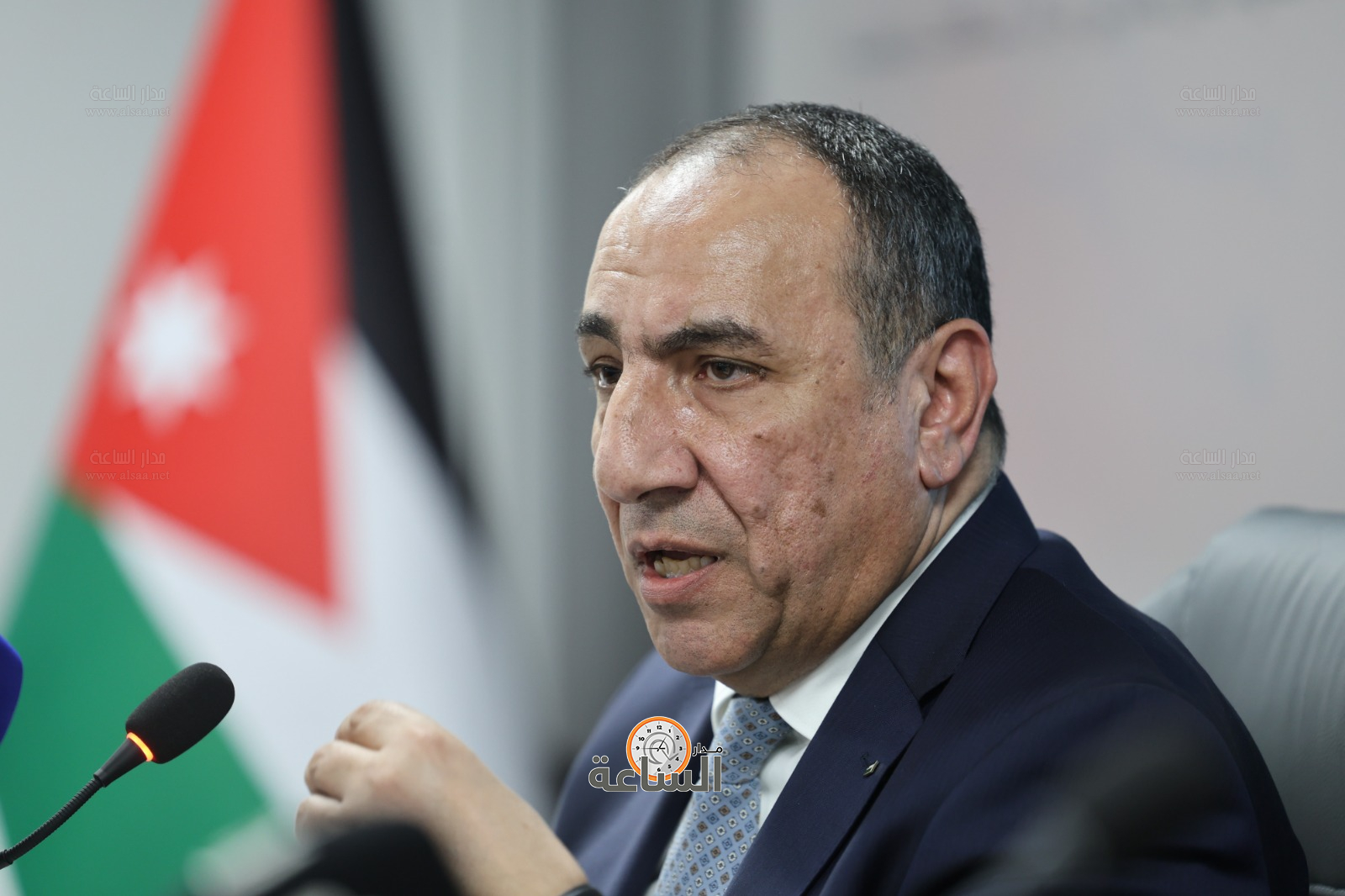 Madar Al-Saa Images 0.6076735870503931