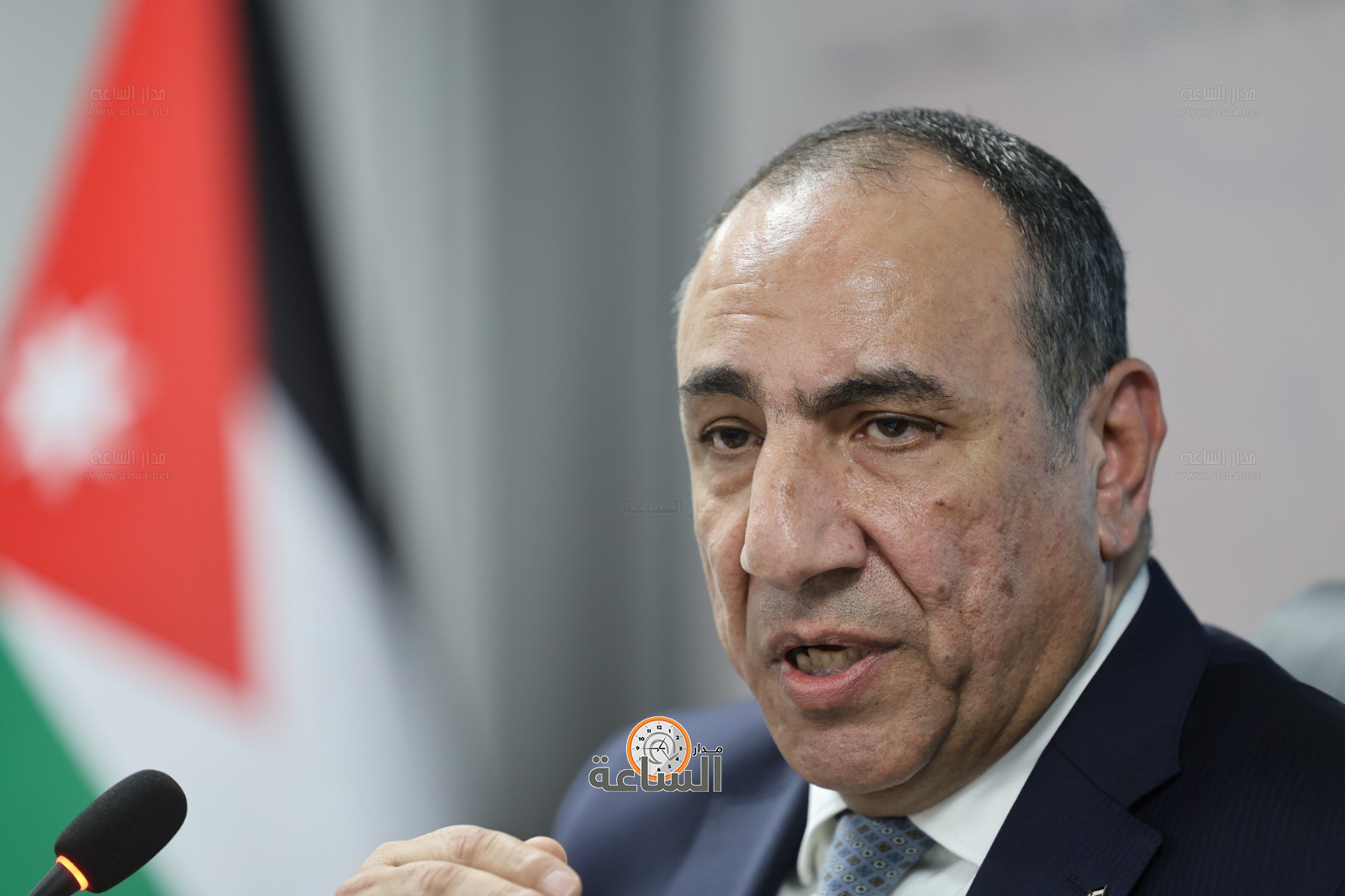 Madar Al-Saa Images 0.6251186490772183