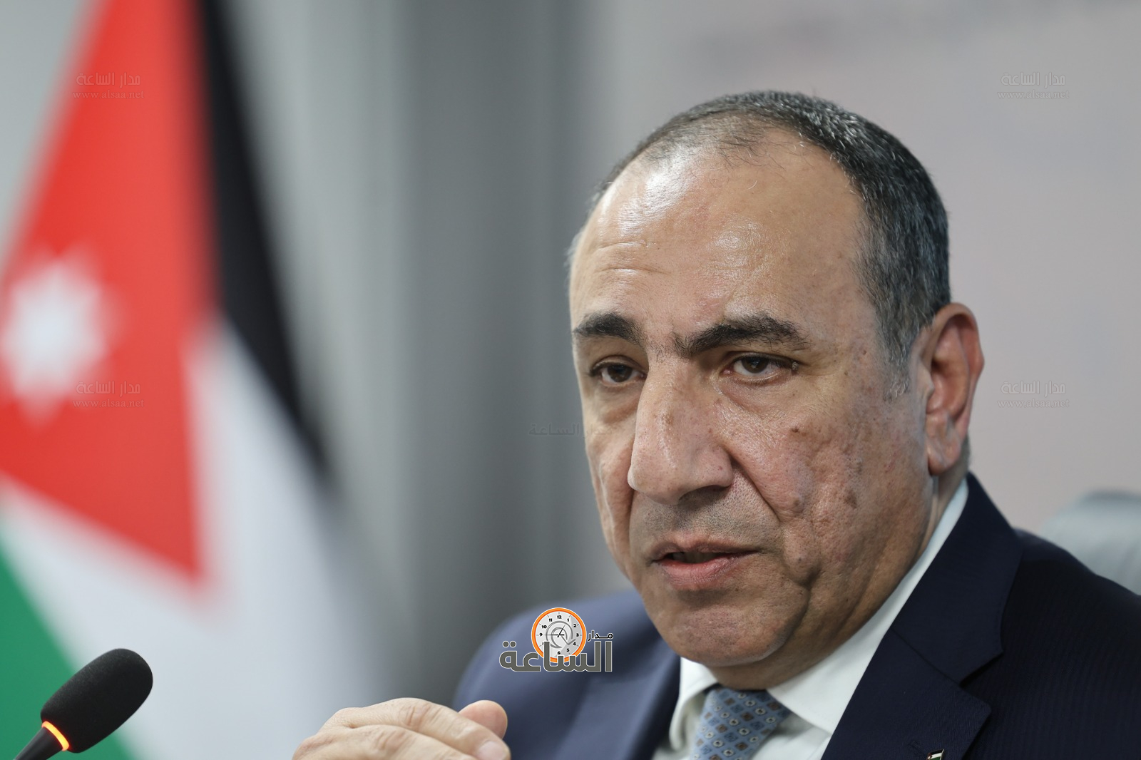 Madar Al-Saa Images 0.9659253120503726