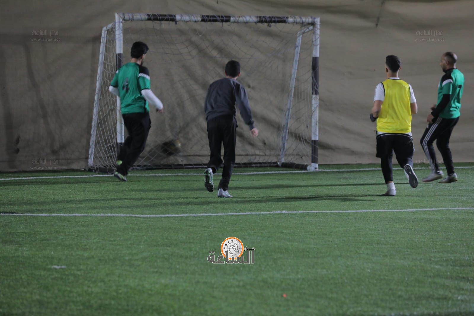 Madar Al-Saa Images 0.8754906667736588