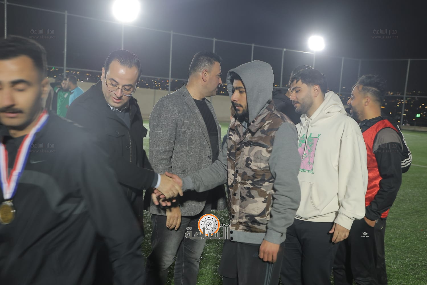 Madar Al-Saa Images 0.18225304475748172