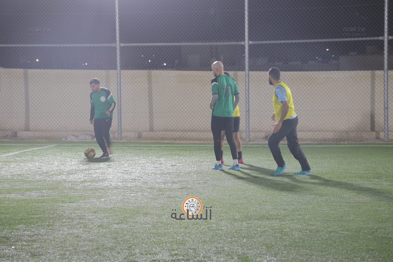 Madar Al-Saa Images 0.9810182020150116