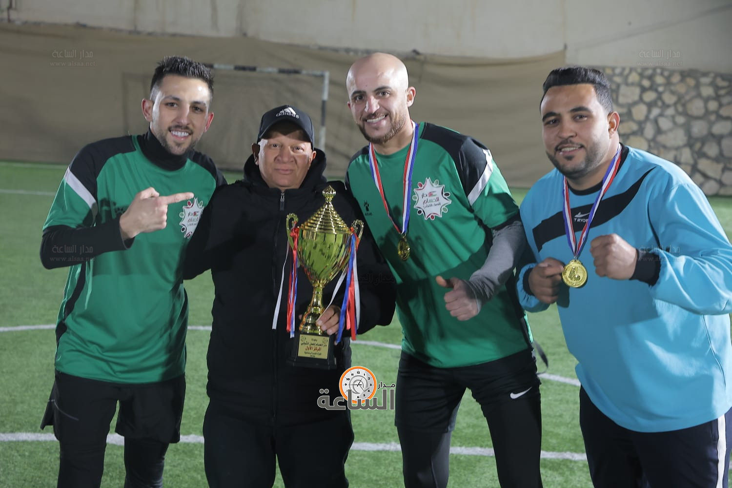 Madar Al-Saa Images 0.16690890228456823