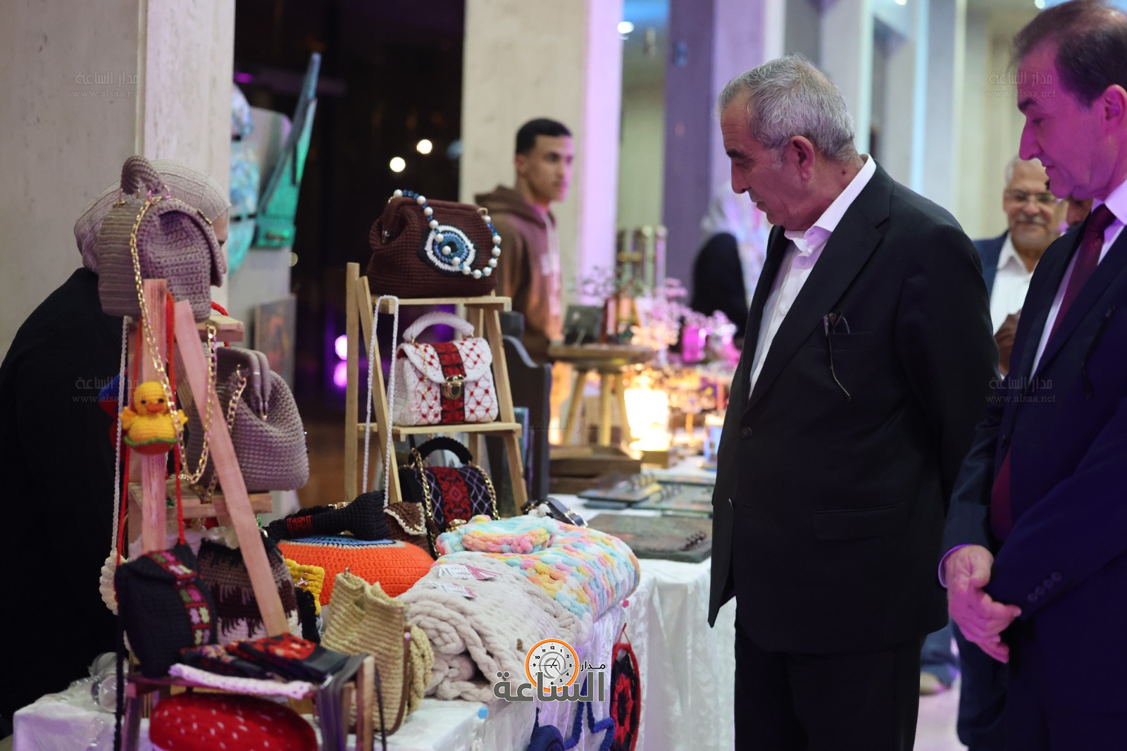 Madar Al-Saa Images 0.2556461599469473