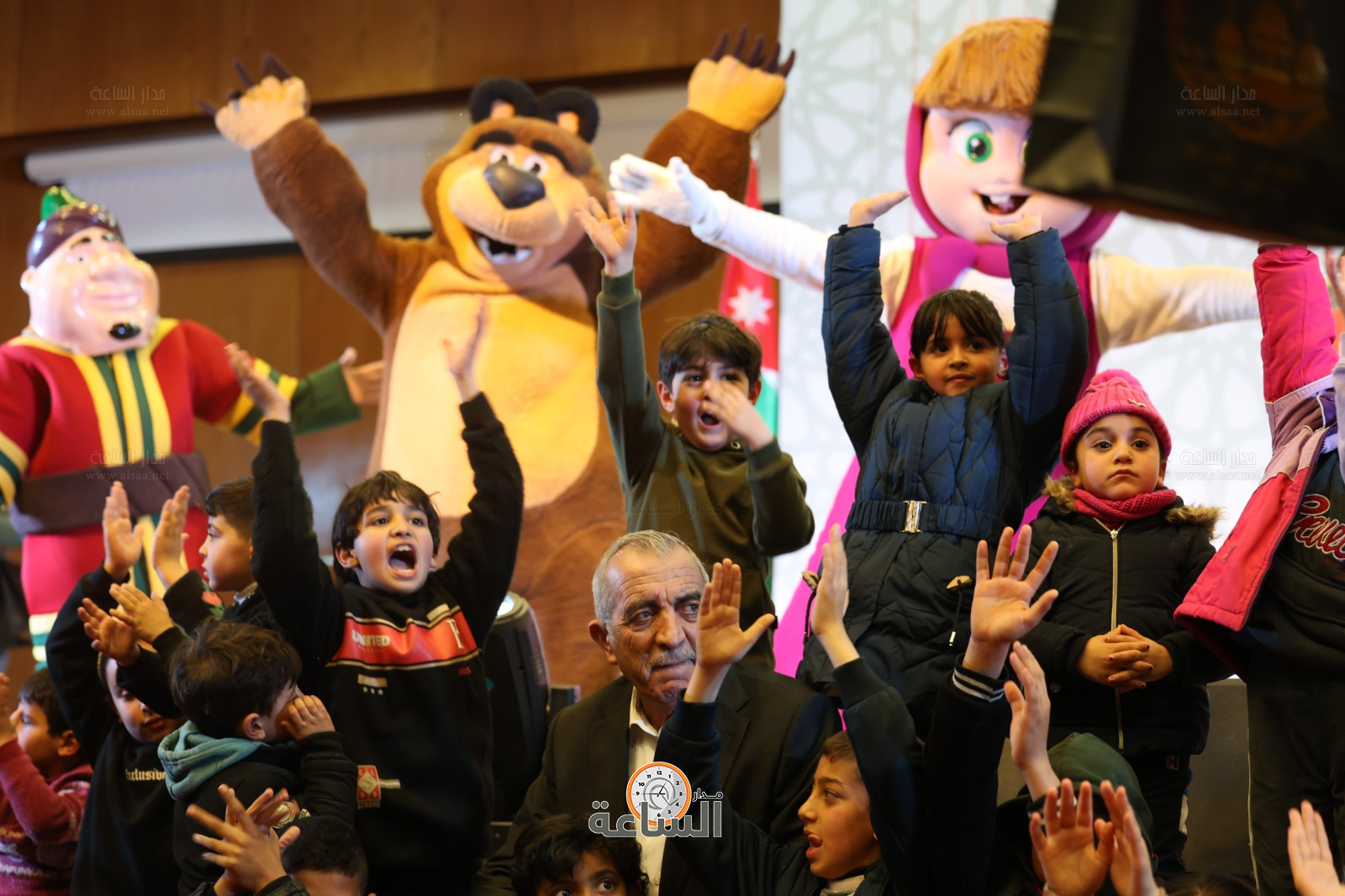 Madar Al-Saa Images 0.49456348366596736