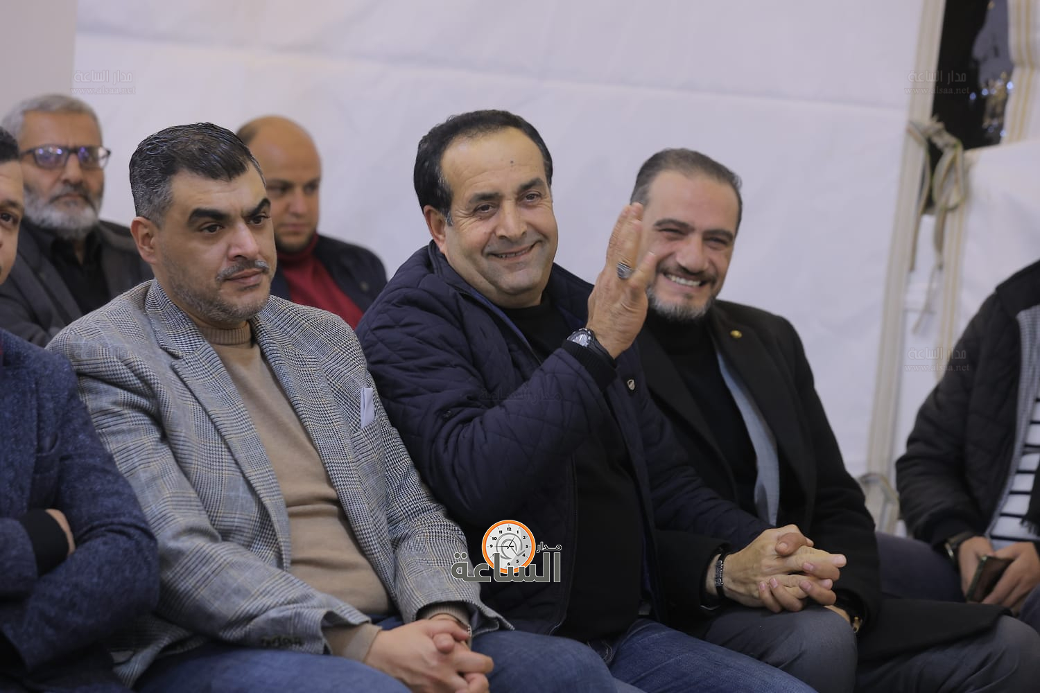 Madar Al-Saa Images 0.4423529985000232