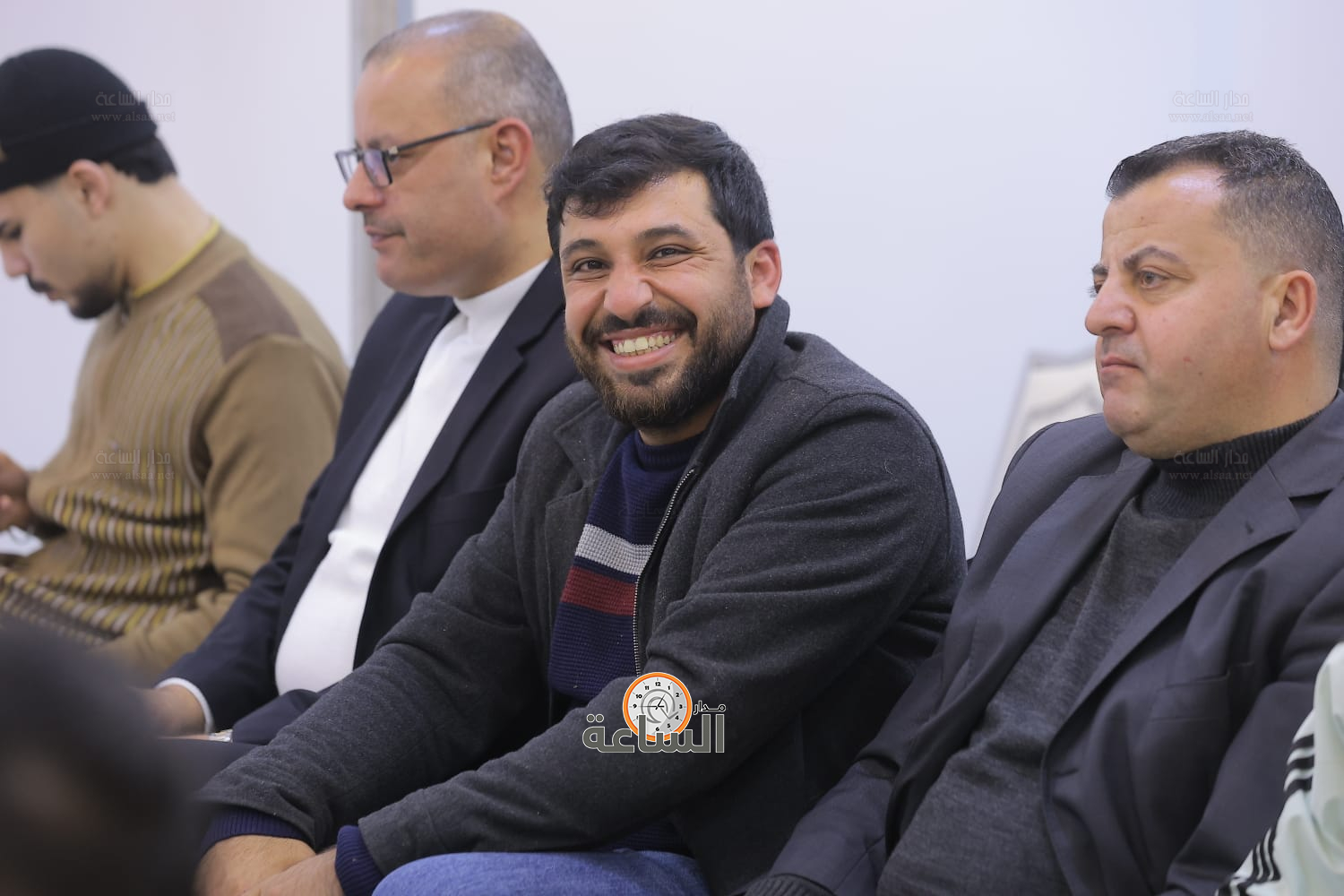 Madar Al-Saa Images 0.6768610449393713