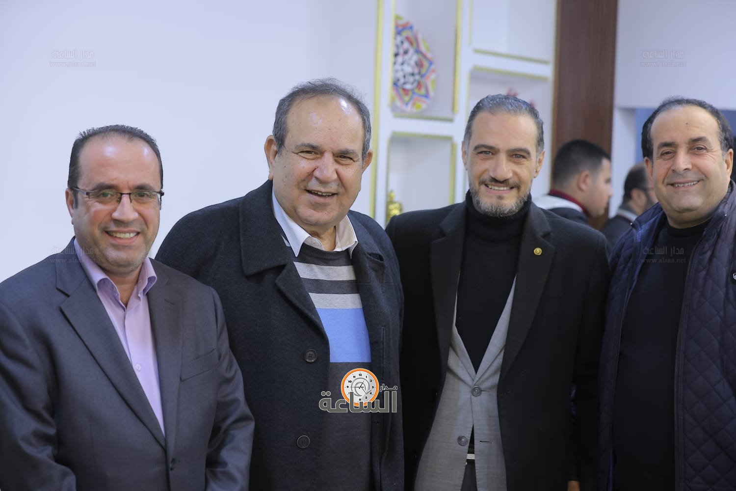 Madar Al-Saa Images 0.18248542772254295