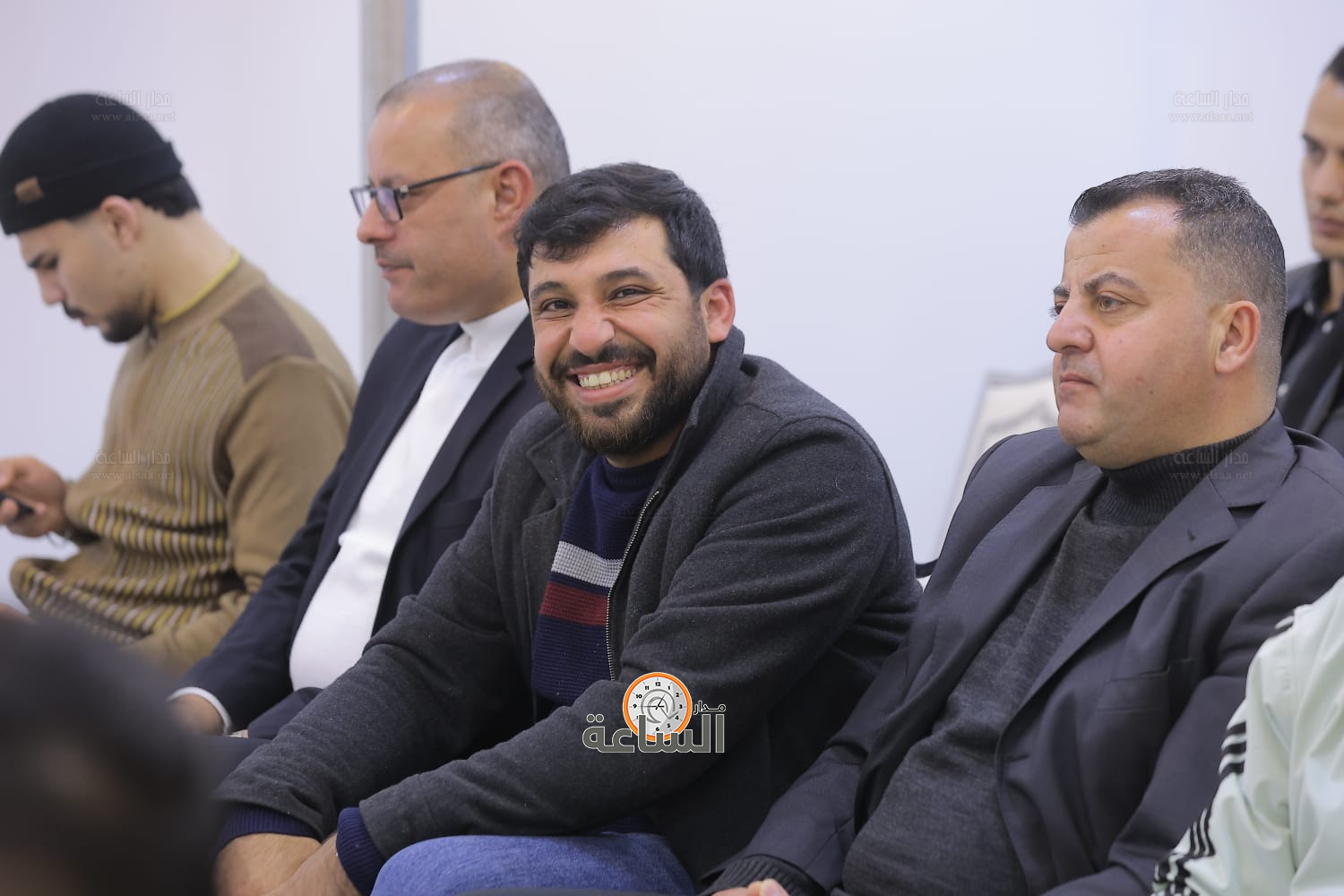 Madar Al-Saa Images 0.25965015228963395