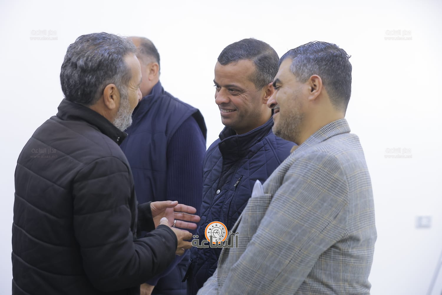 Madar Al-Saa Images 0.7356605597390176