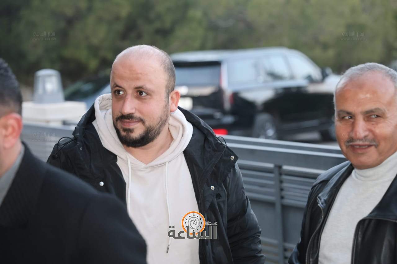 Madar Al-Saa Images 0.44033391817926115