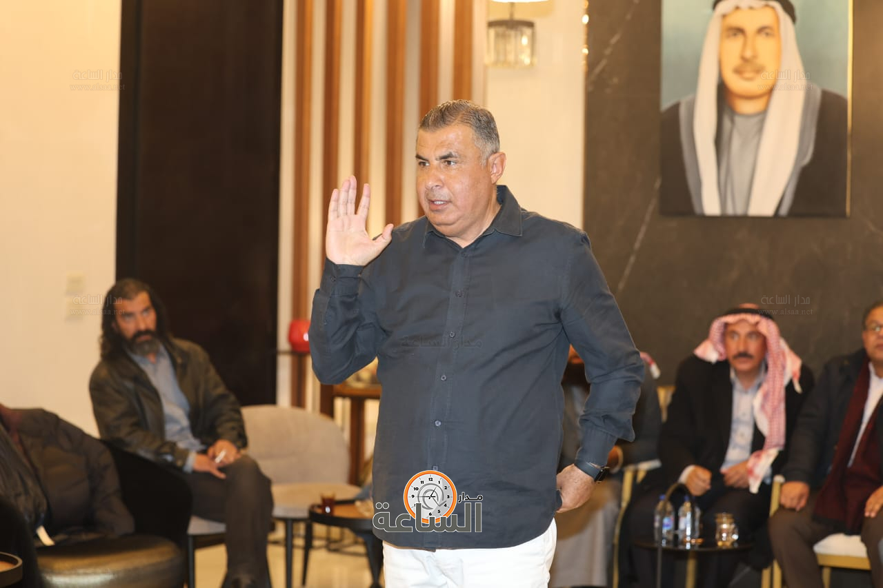 Madar Al-Saa Images 0.6919571675985208