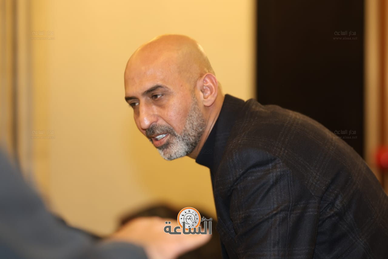 Madar Al-Saa Images 0.4235455546800848