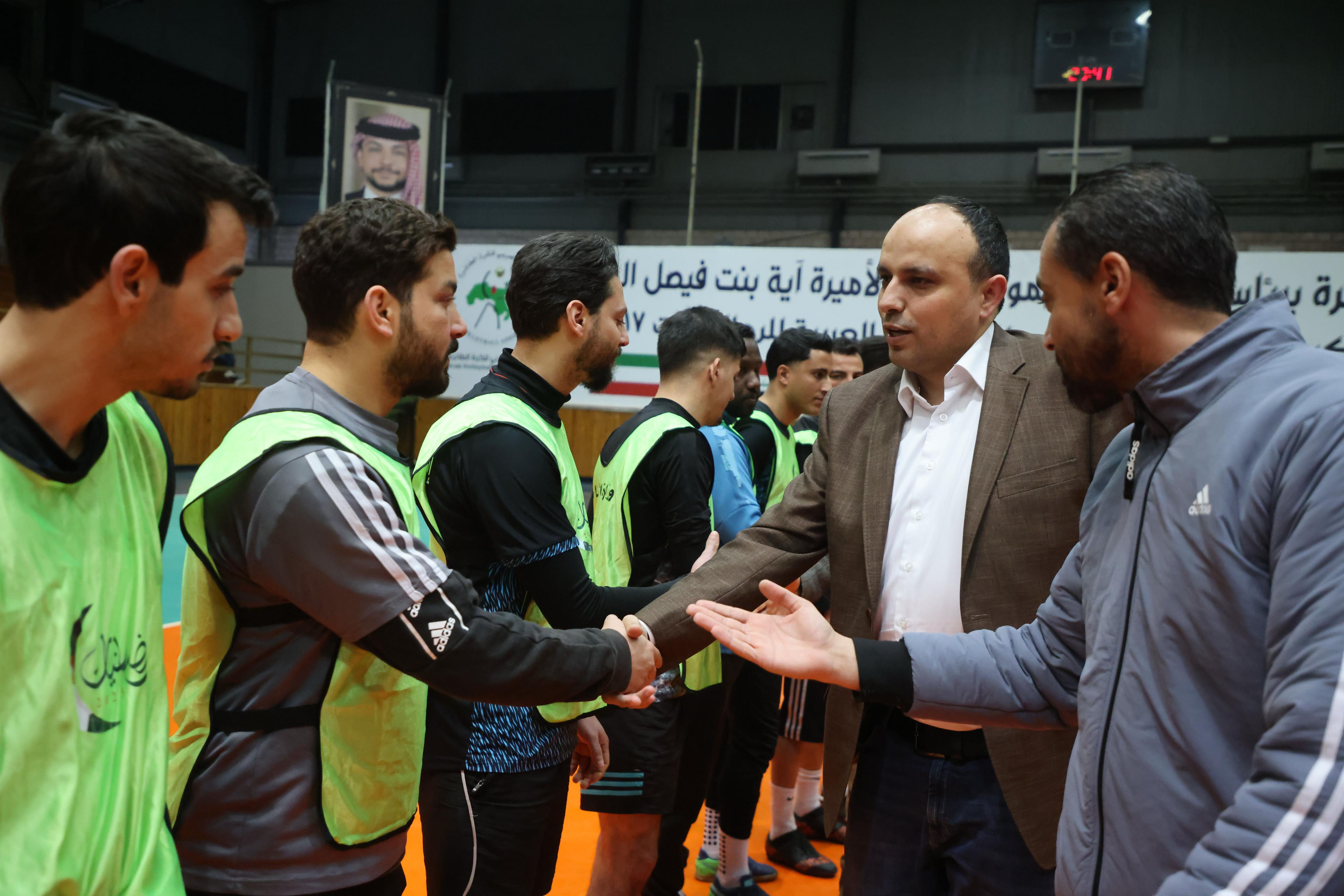 Madar Al-Saa Images 0.5728648893947454