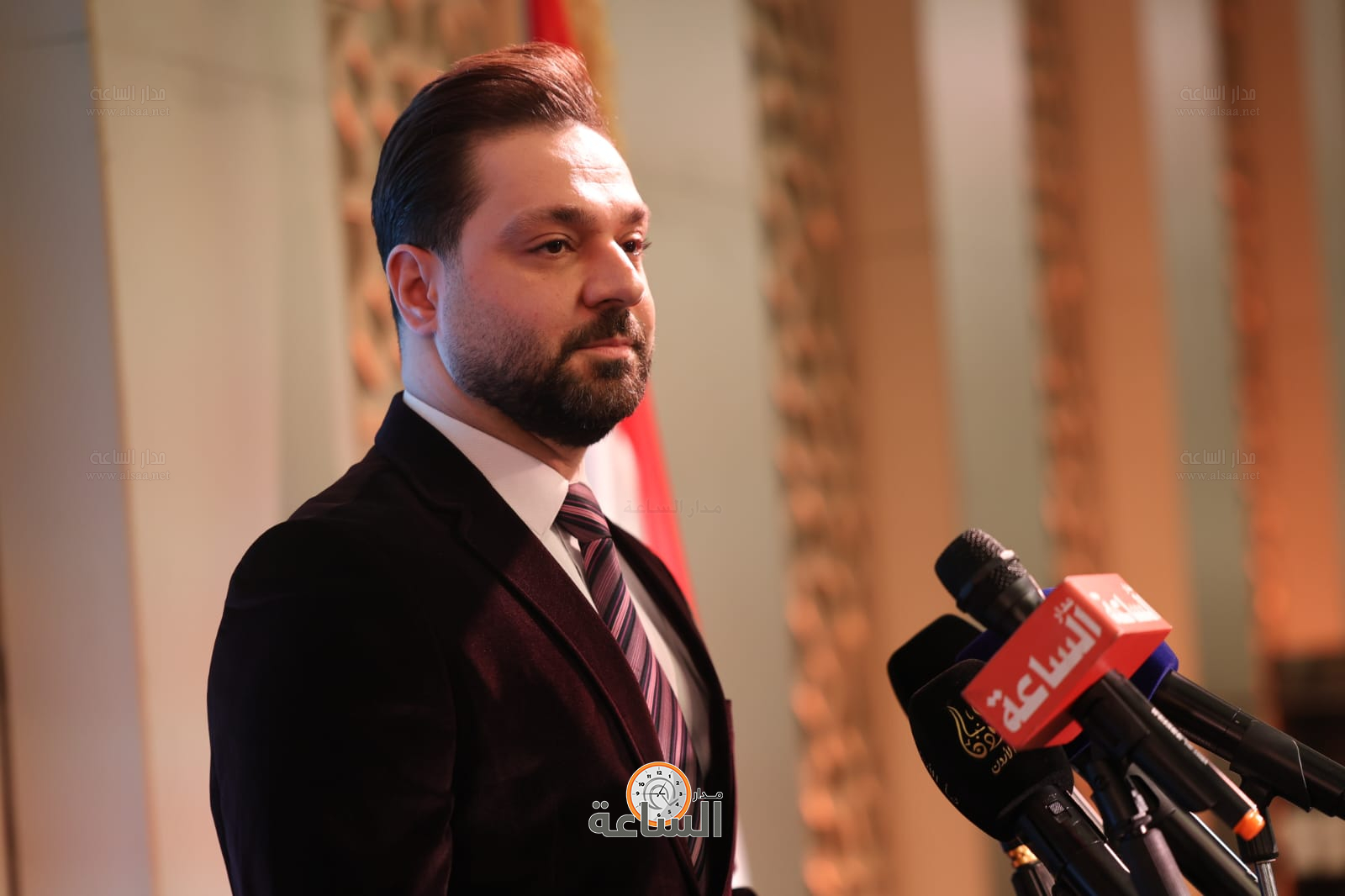 Madar Al-Saa Images 0.5383597118453662