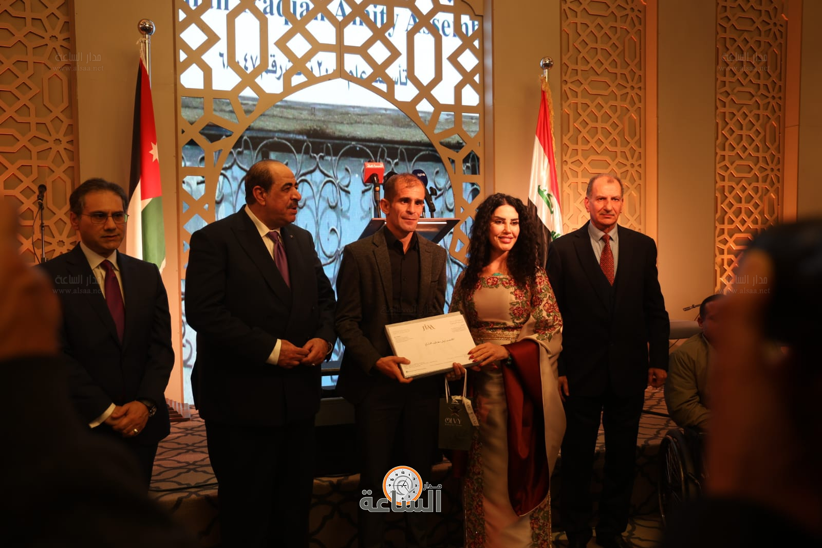 Madar Al-Saa Images 0.7886150846772795