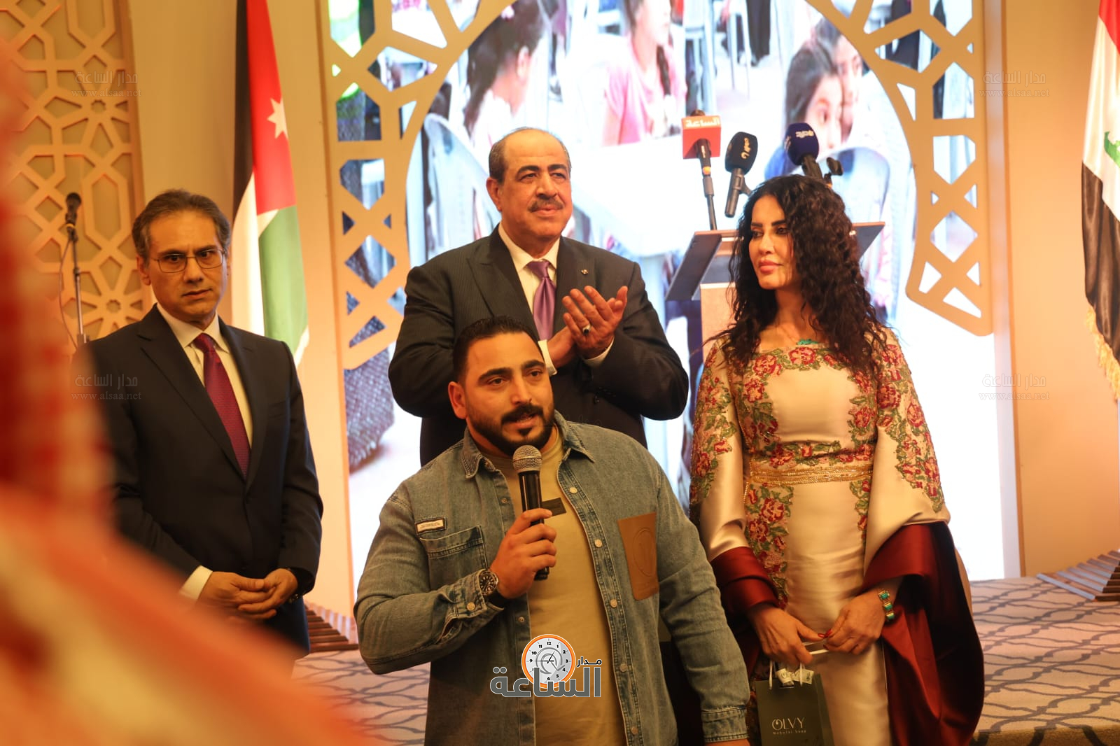 Madar Al-Saa Images 0.5020912963716064