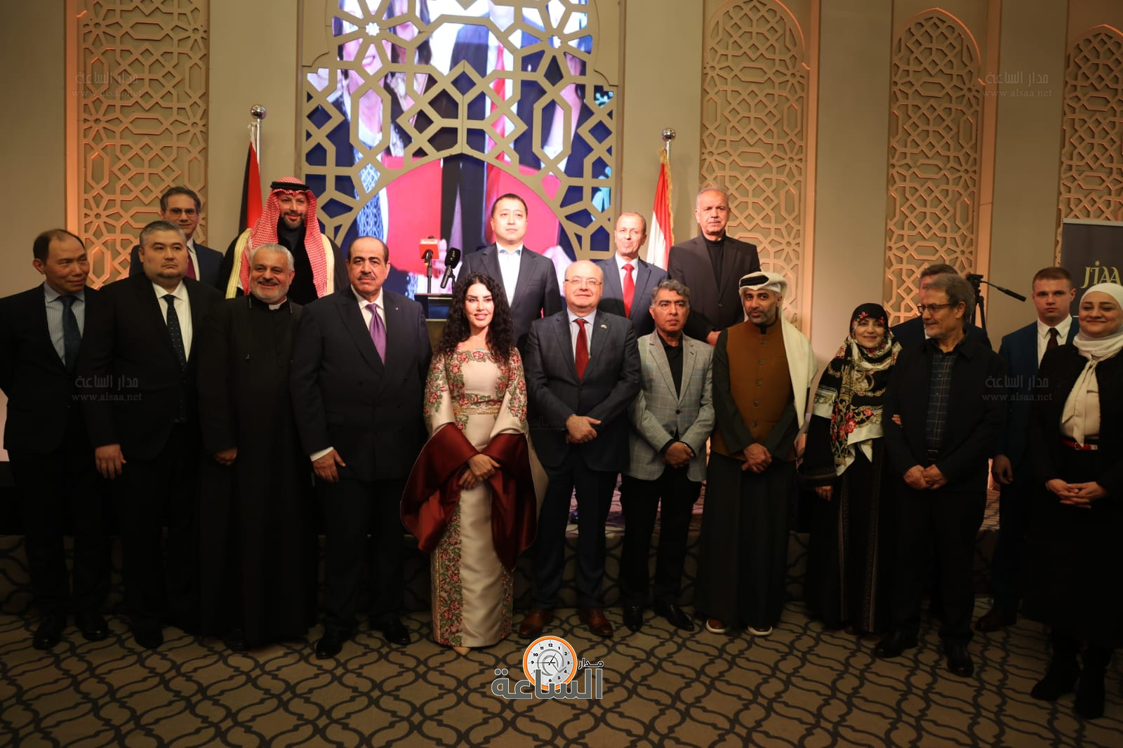 Madar Al-Saa Images 0.8201640768570237