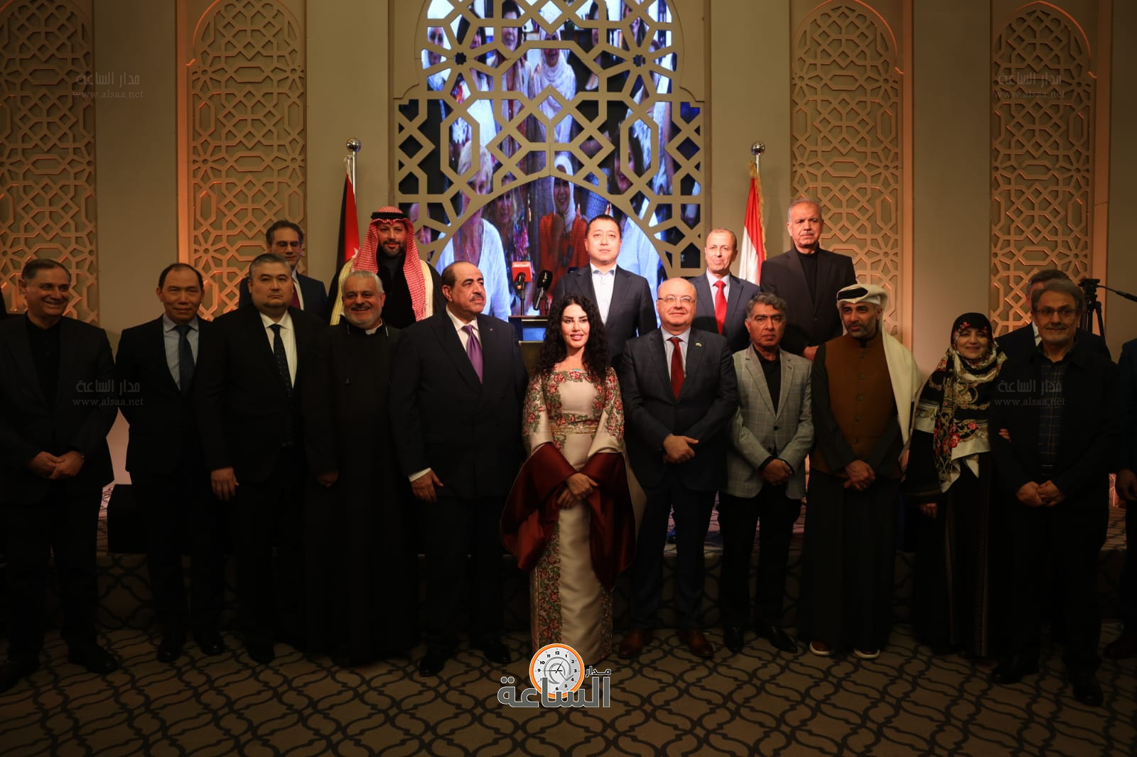 Madar Al-Saa Images 0.6586084661840872