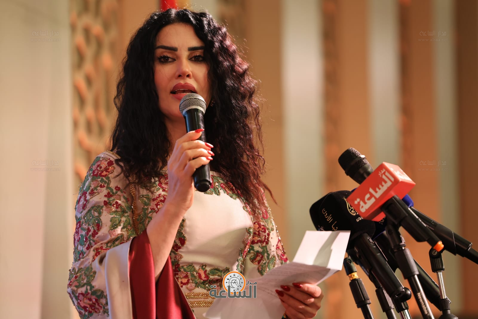 Madar Al-Saa Images 0.022720315852894357