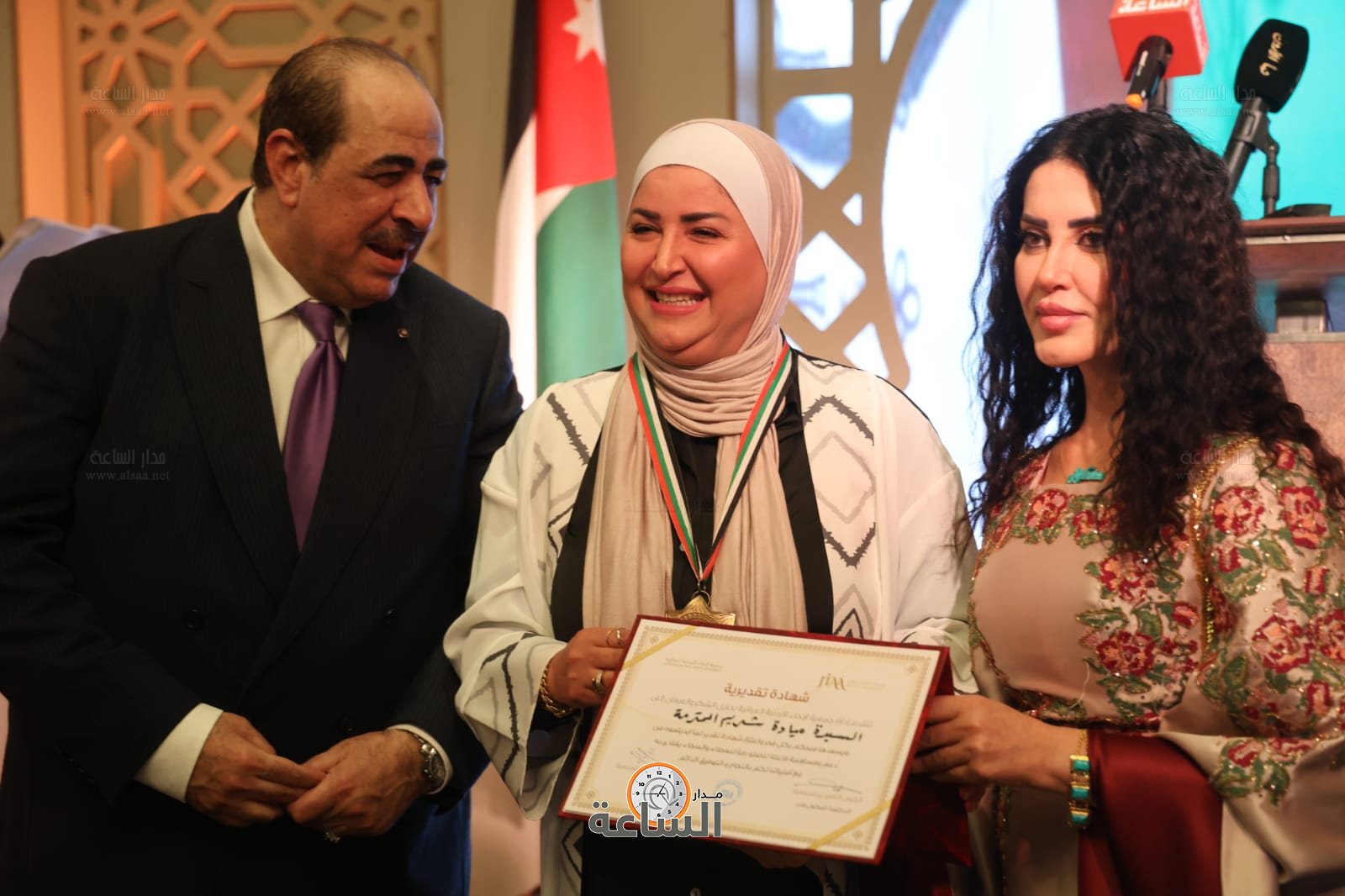 Madar Al-Saa Images 0.22450857094883103