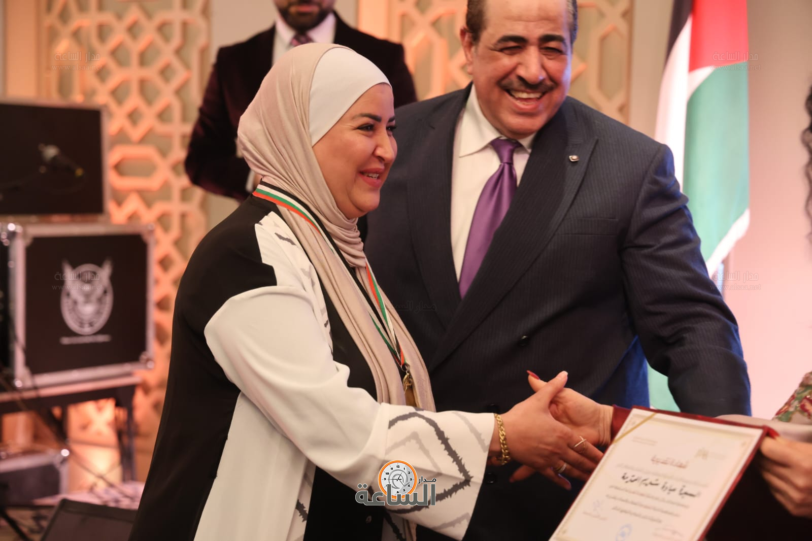 Madar Al-Saa Images 0.4722181817583768