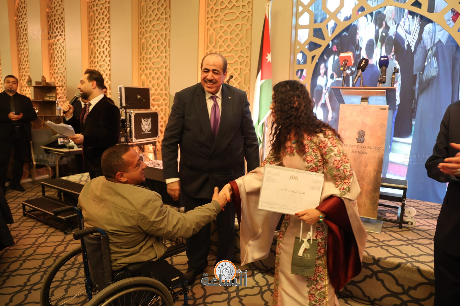 Madar Al-Saa Images 0.3357057382152506