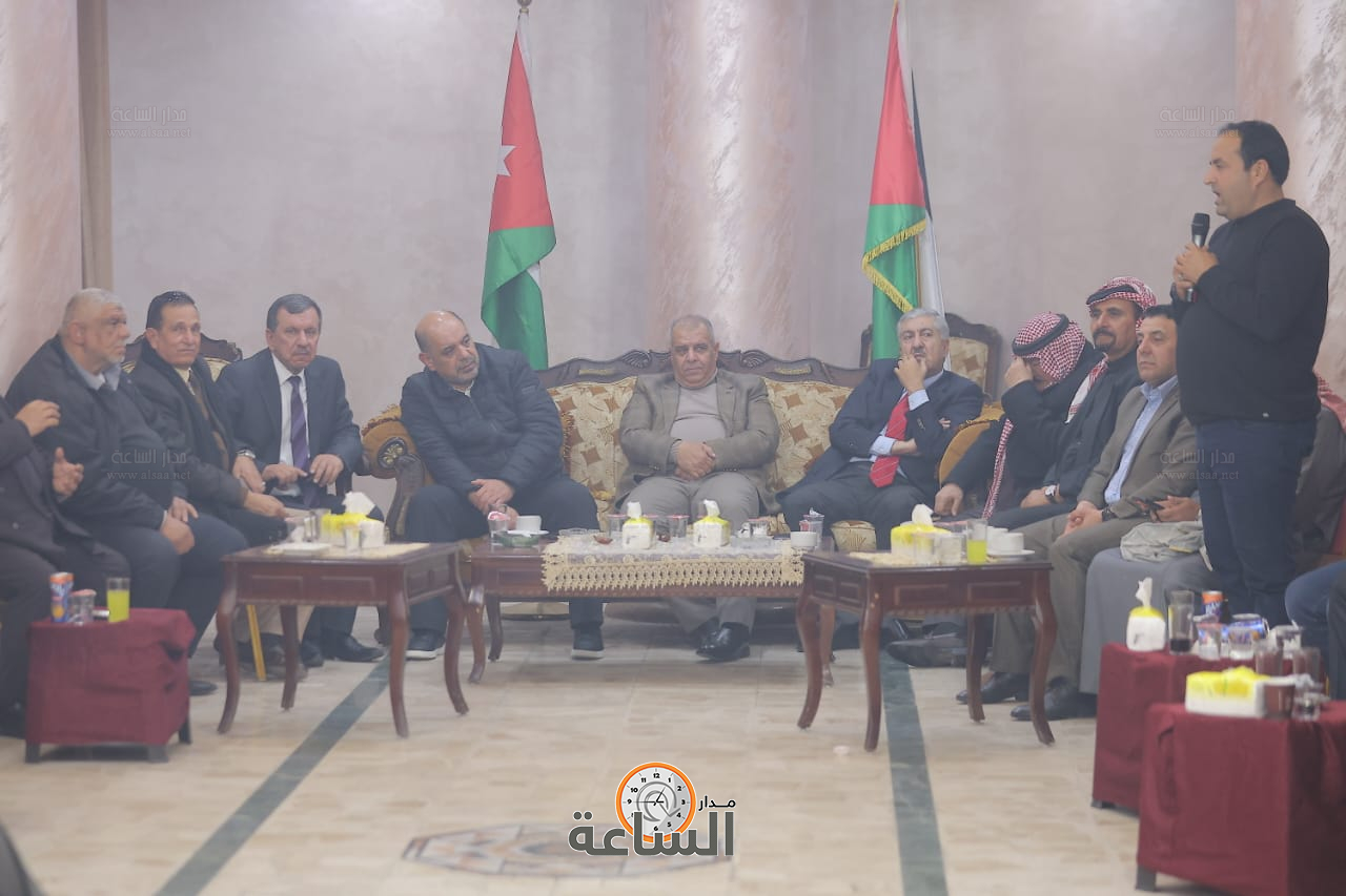 Madar Al-Saa Images 0.515811061124902