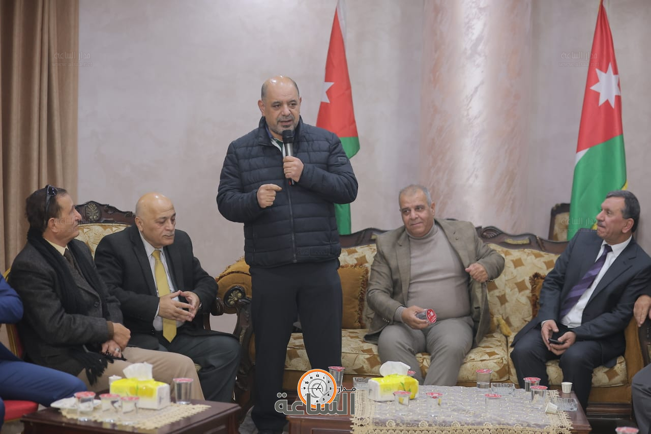 Madar Al-Saa Images 0.7883395461702625