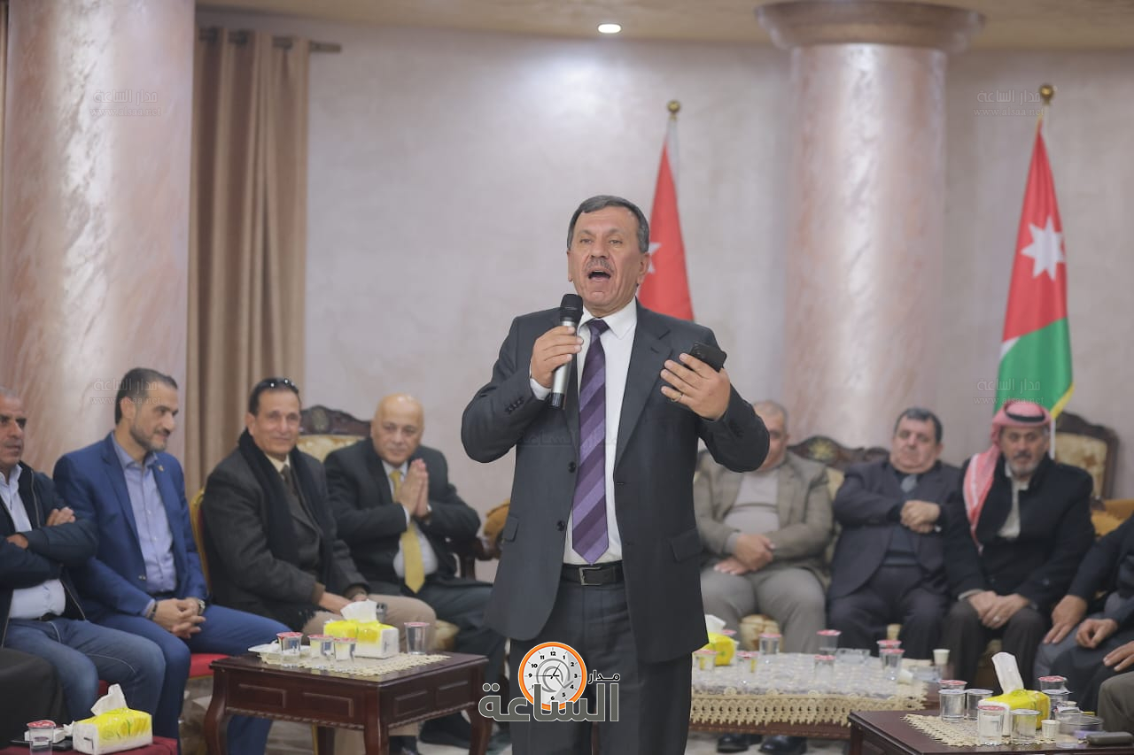 Madar Al-Saa Images 0.6046372110461438