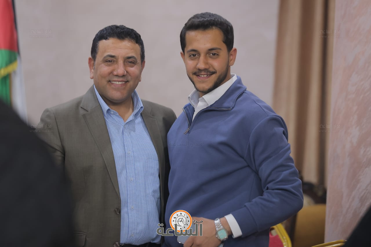 Madar Al-Saa Images 0.22509045667397354