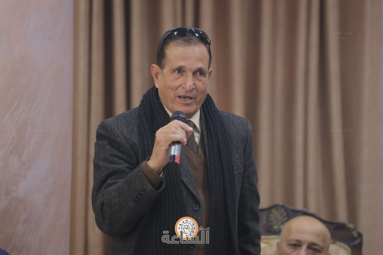 Madar Al-Saa Images 0.4444598235007642