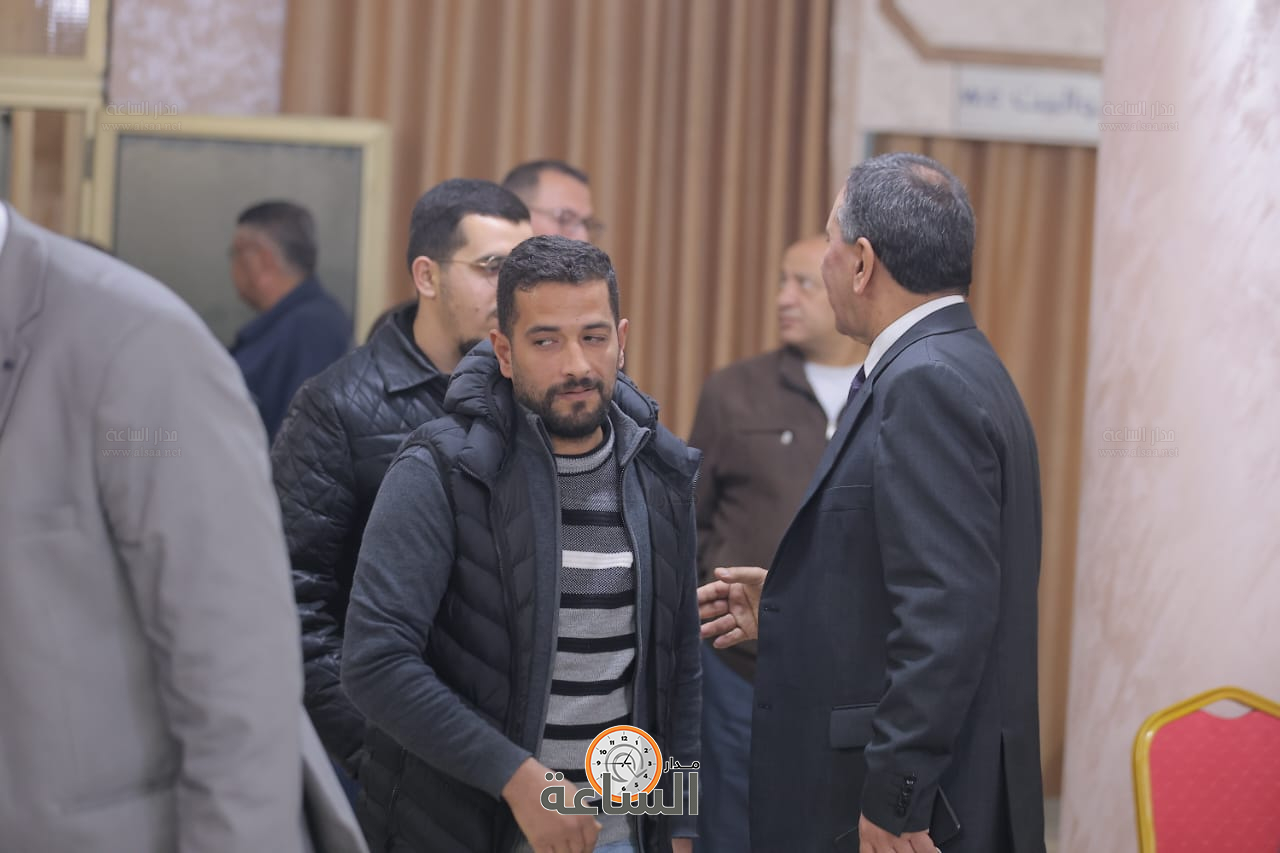 Madar Al-Saa Images 0.03971387688290395