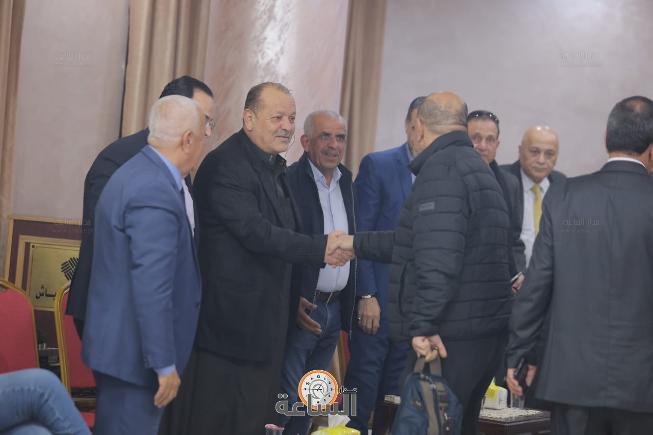 Madar Al-Saa Images 0.4946057446270824