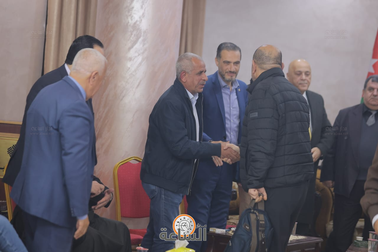 Madar Al-Saa Images 0.23097850352321037