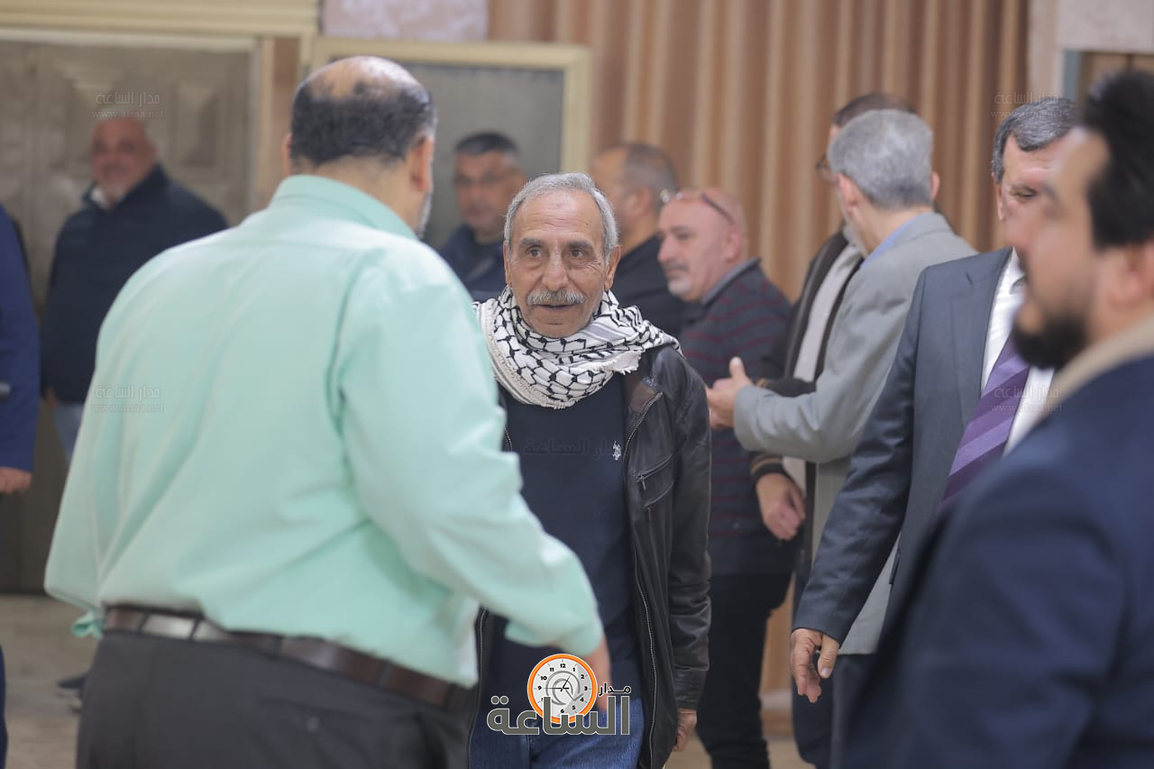 Madar Al-Saa Images 0.4823733534316781