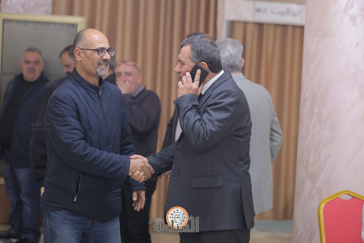 Madar Al-Saa Images 0.8750530190589787